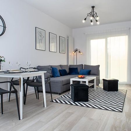 Apartament Happy Holiday Kołobrzeg Buitenkant foto